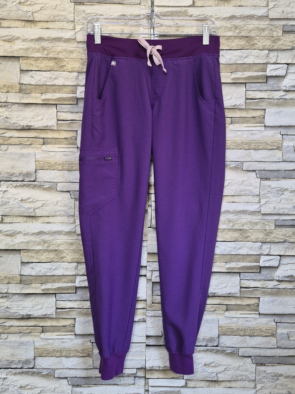 FIGS Jogger Scrub Pants Women's XS Purple Pockets Stretch Medical Healthcare